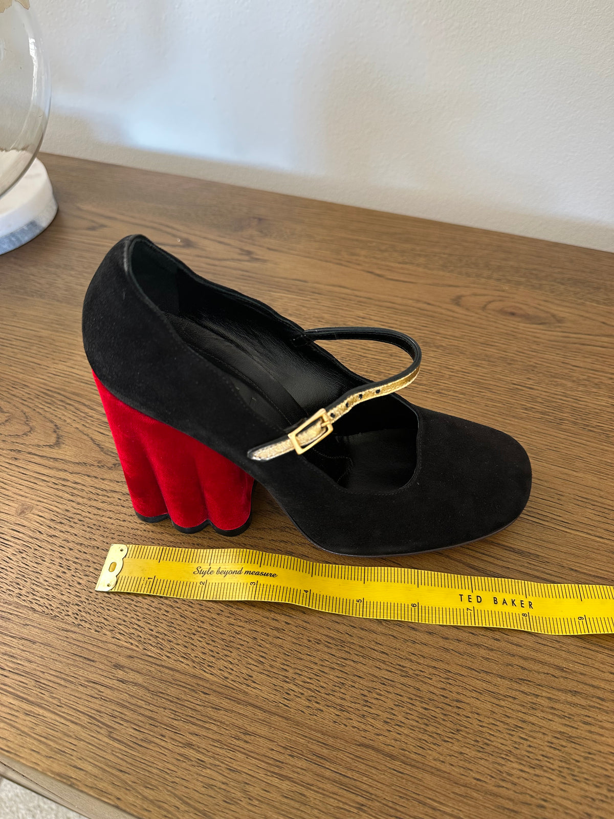 Marni Scalloped Heels in Black/Red Velvet