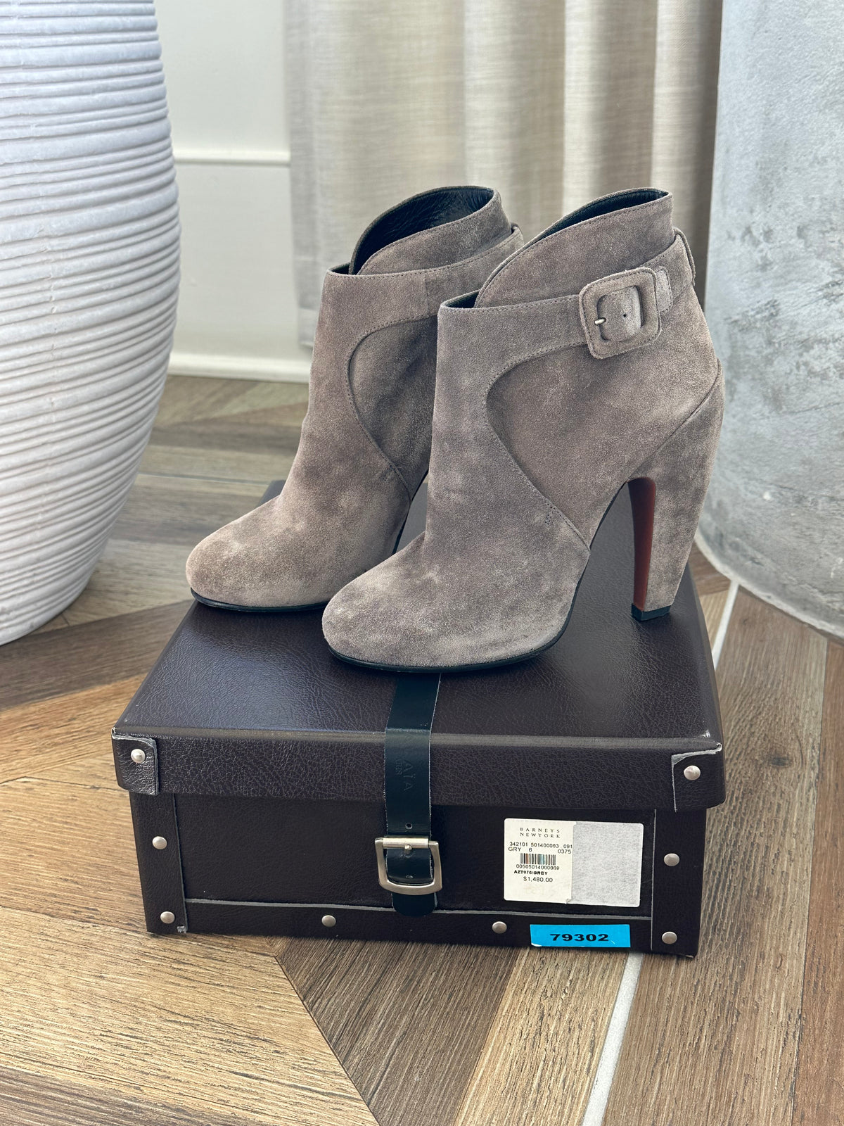 Alaïa Heeled Booties in Grey Suede