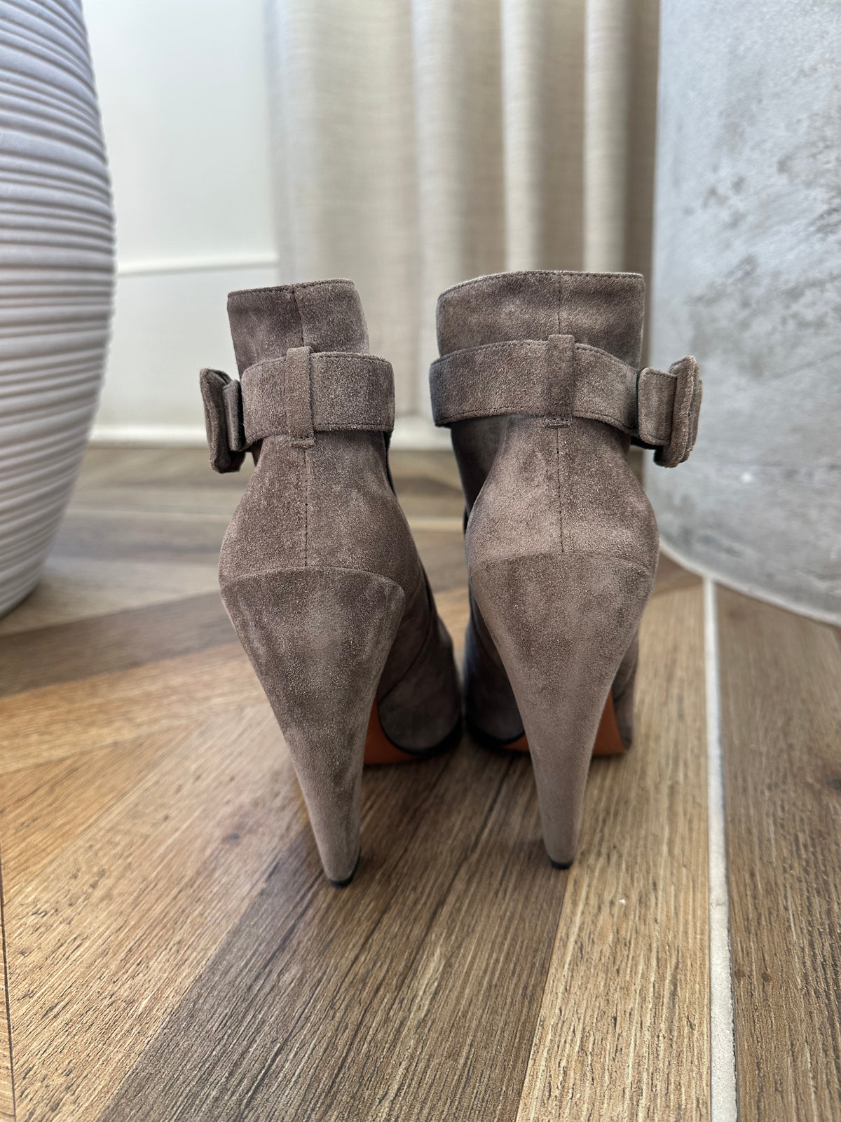 Alaïa Heeled Booties in Grey Suede