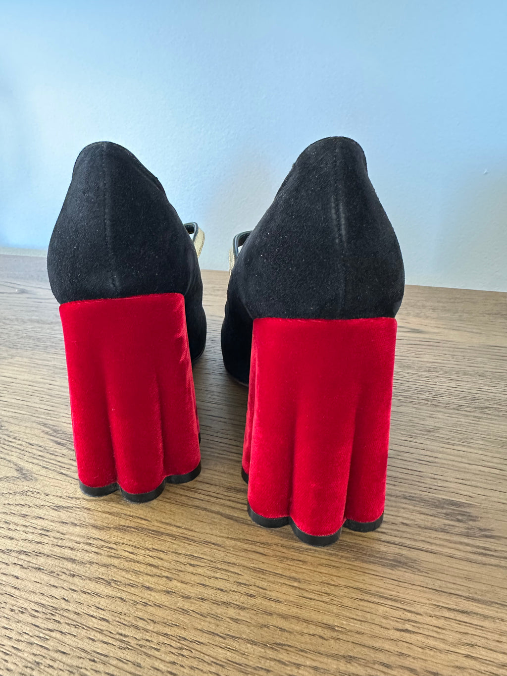 Marni Scalloped Heels in Black/Red Velvet