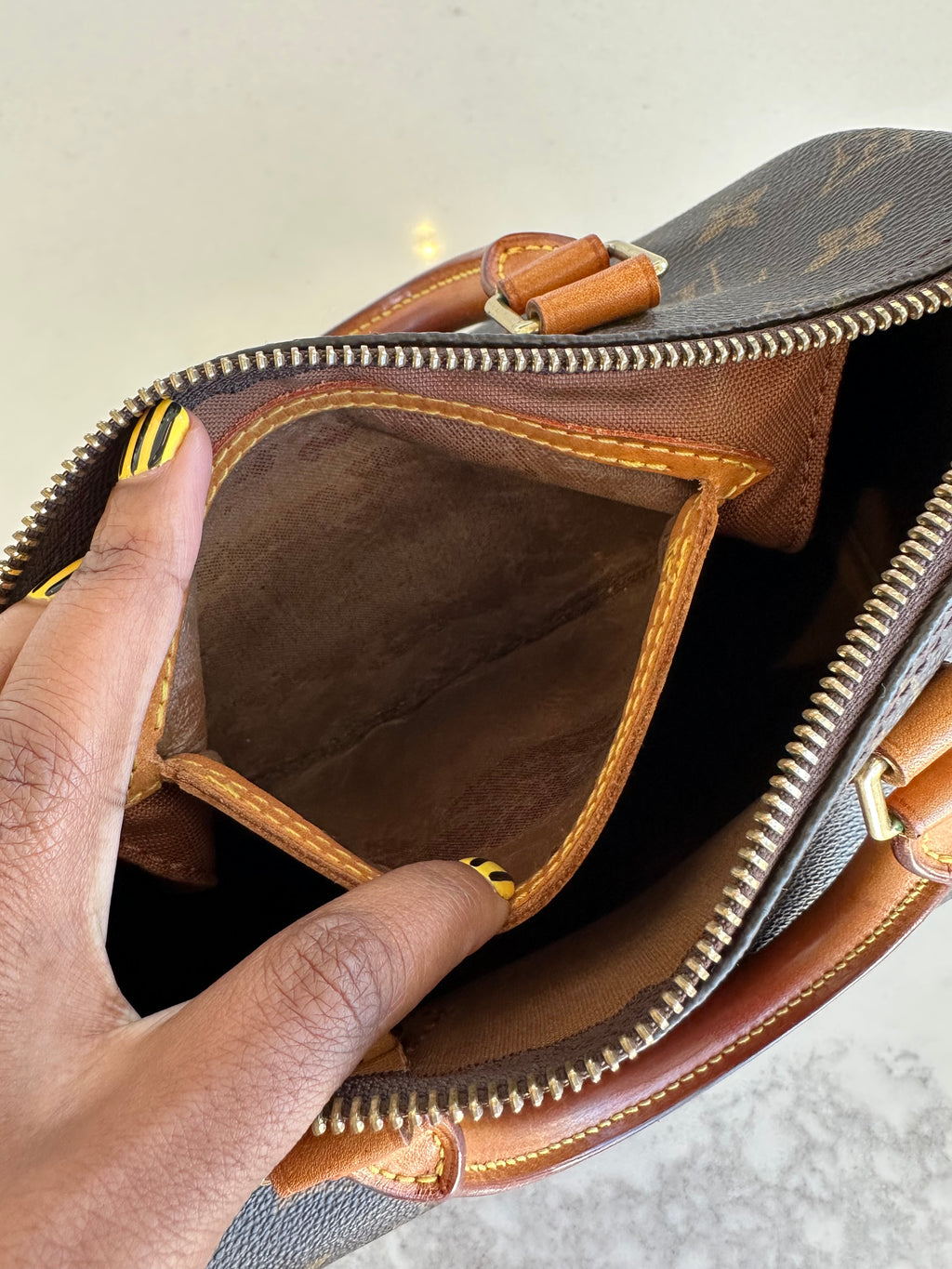 Louis Vuitton Speedy 25 in Brown Monogram